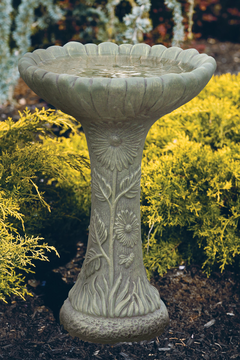 One Piece Daisy Bird Bath 